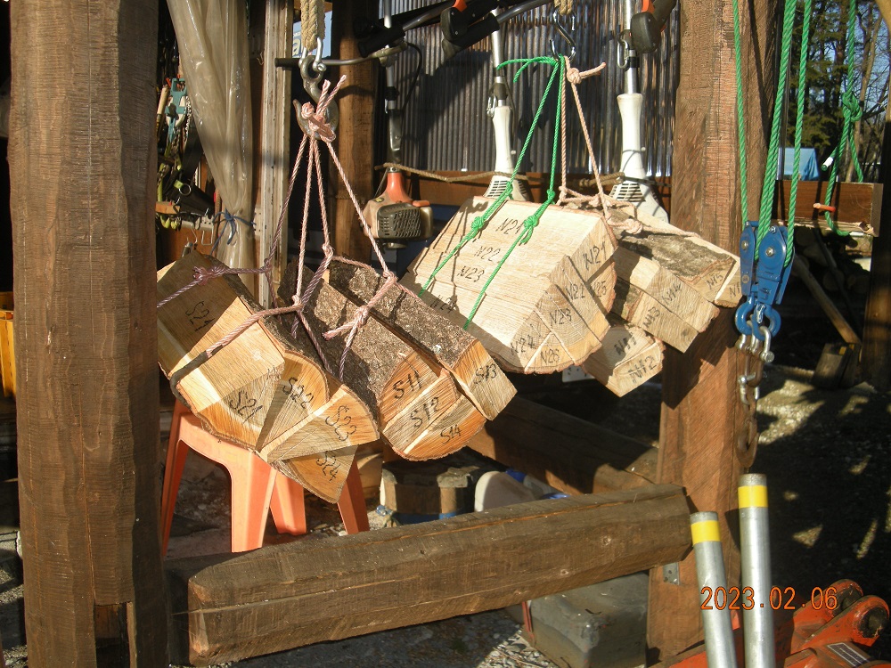 吊り下げて乾燥